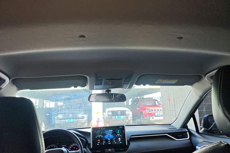 Used Toyota Wildlander 2022 2.0L CVT Two-Wheel Drive Leading Edition