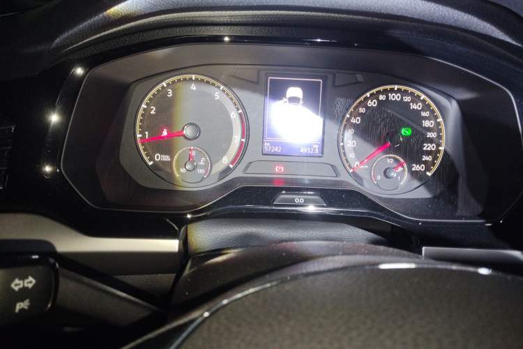 Used Volkswagen Bora  Instrument Cluster