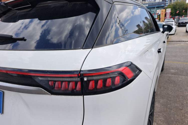 Used Chery Tiggo 9 2023 2.0T Dual-Clutch Two-Wheel Drive Luxury Edition 5 Seats