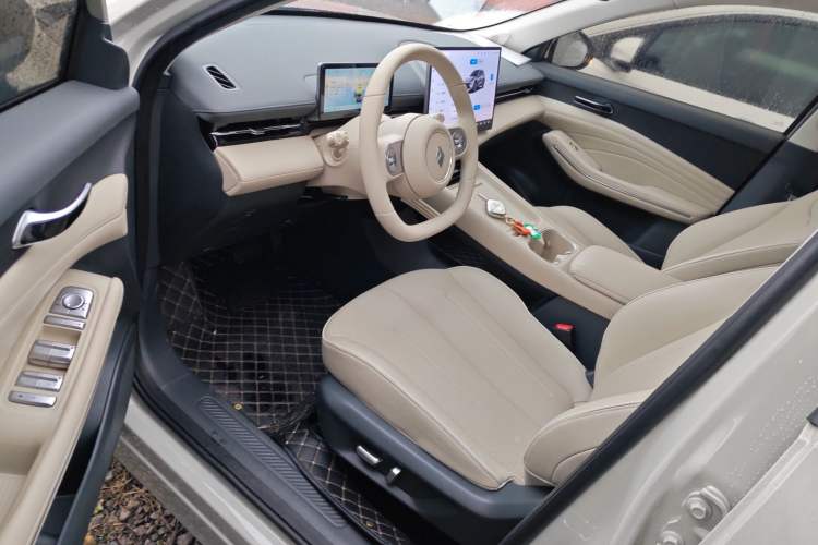 Used Baojun Yunhai 2026 Model 500km Pure Electric Standard Edition