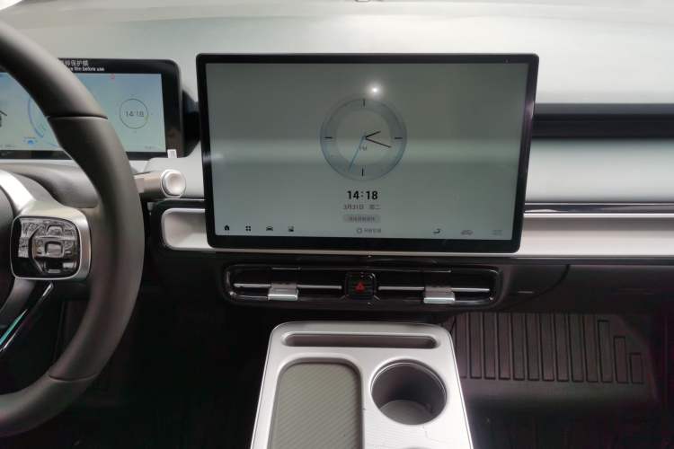 Used AION Y 2023 Plus 510 Enjoy Edition Audio And AC Panel