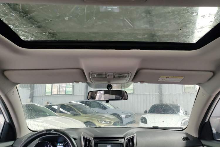 Used CHANGAN CS75 2016 1.8T Automatic Elite Model China V Standard Headliner