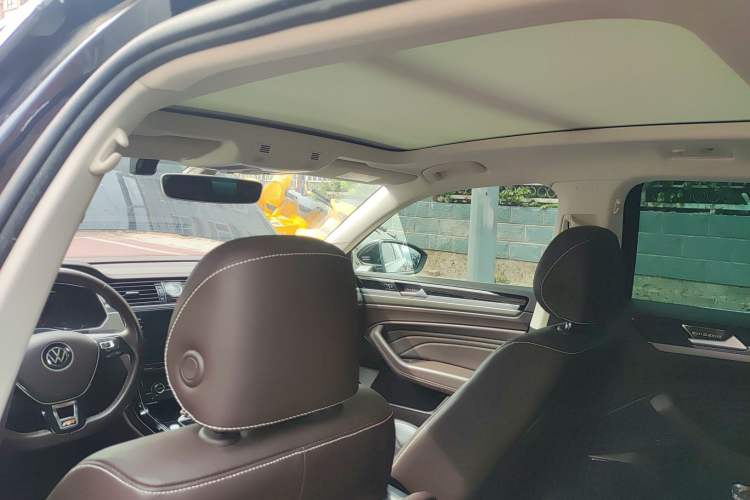 Used Volkswagen Phideon 2021 380TSI Luxury Edition Headliner