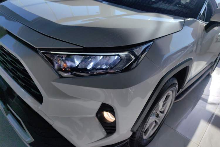 Used Toyota RAV4 2020 2.0L CVT Two-Wheel Drive Urban Edition