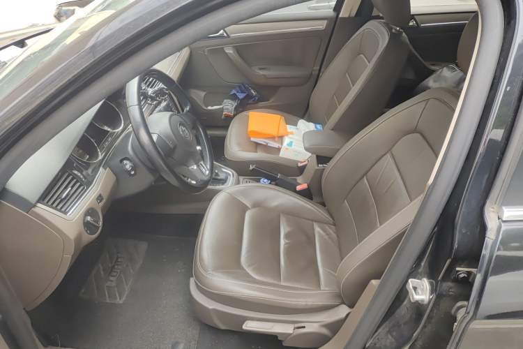 Used Volkswagen Bora 2014 1.4TSI Automatic Comfort Model Left Front Seat