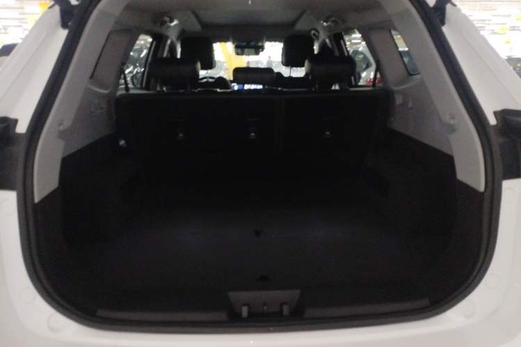 Used Chery Tiggo 8 PRO 2024 Champion Edition 290T Two-Wheel Drive Shining Version 5 Seats
