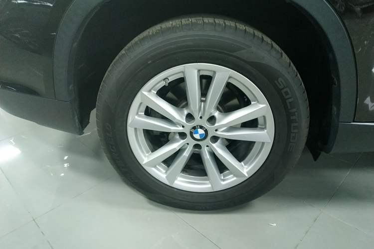 Used BMW X5 2018 xDrive35i M Sport Edition Right Rear Wheel Hub