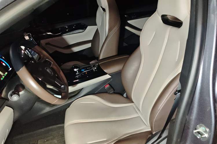 Used BYD Qin PLUS 2024 HONOR Edition DM-i 55KM Leading Model