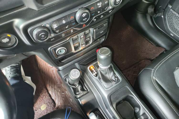 Used Jeep Gladiator 2022 3.6L Pioneer Edition