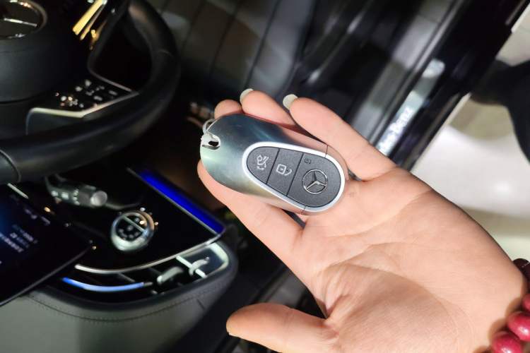 Used Mercedes-Benz E-Class 2024 E 300 L Luxury Model