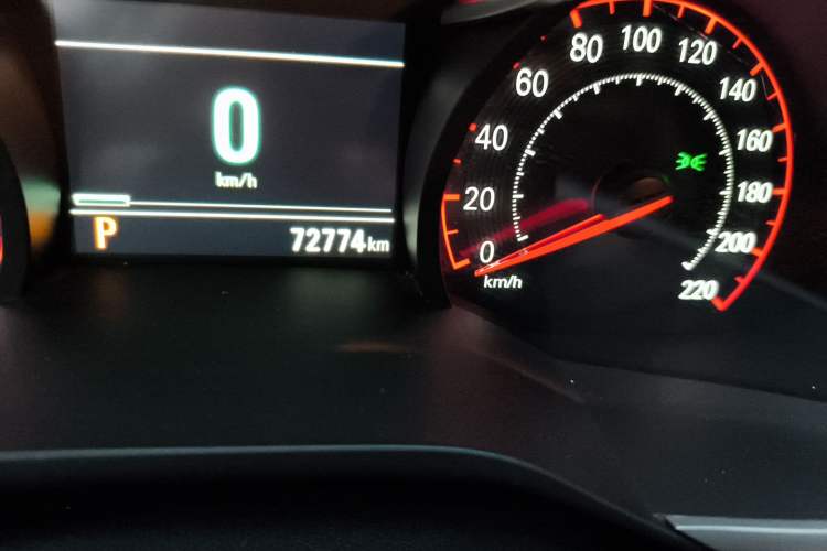 Used Chevrolet Monza 2019 RS 330T Automatic Comfort Edition China VI Standard Odometer Close Up