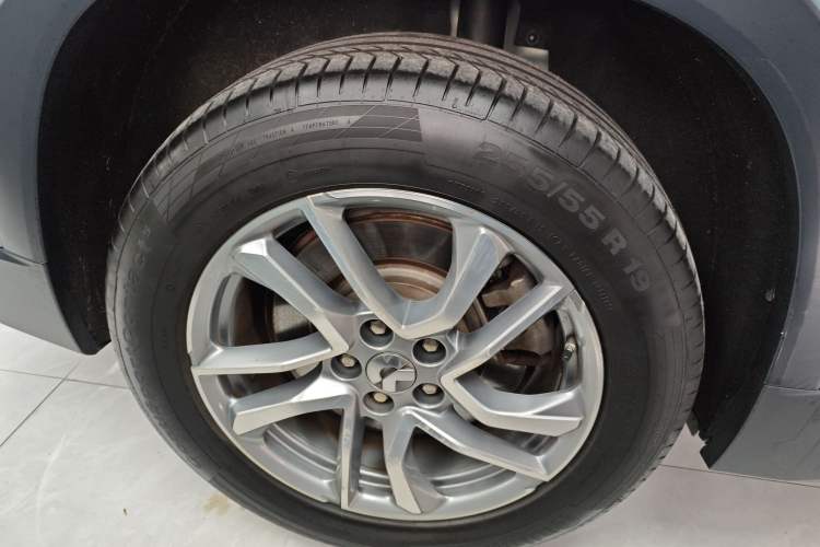 Used Nio ES6 2020 420 km Sport Edition Right Rear Wheel Hub