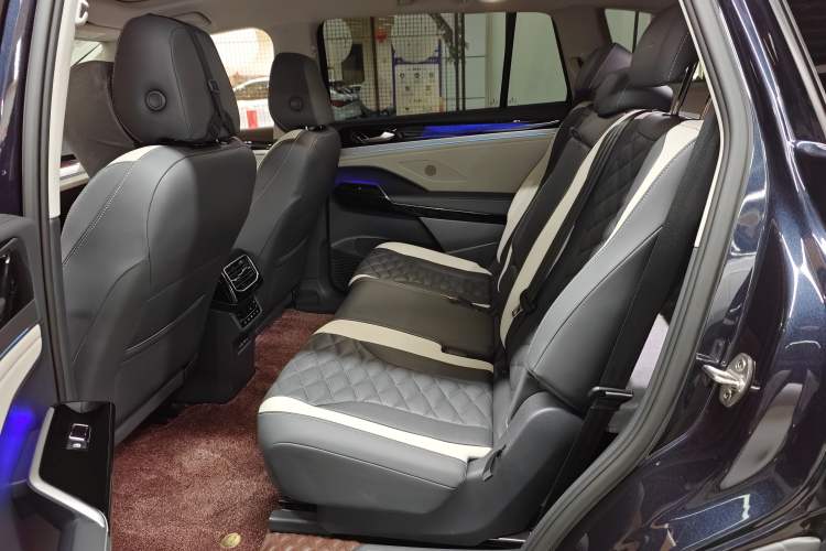 Used Volkswagen ID.6 CROZZ 2021 First Edition
