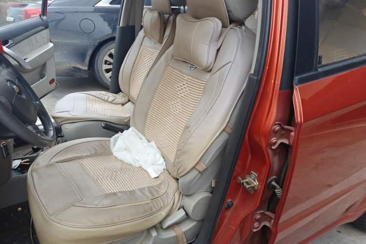 Used Chevrolet Lova 2010 1.6 AT Style Edition