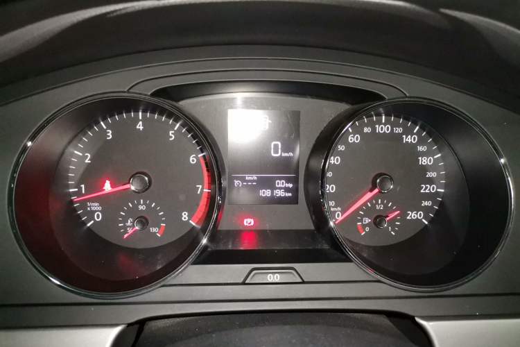 Used Volkswagen Lamando 2015 230TSI Manual Trend Edition
