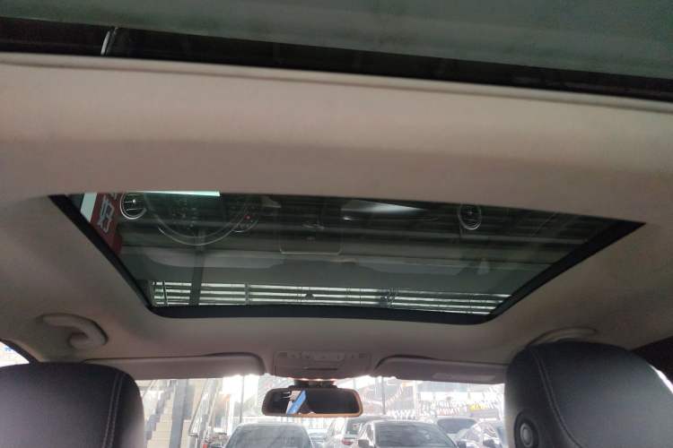 Used Mercedes-Benz C-Class 2015 C 200 station wagon