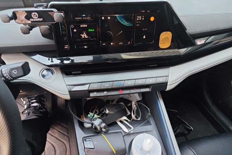 Used CHANGAN UNI-V iDD 2023 Zhidian iDD 1.5T 113km Smart & Fun Version (Rapid Edition) Audio And AC Panel