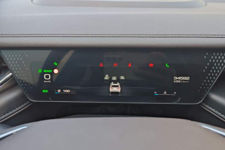 Used Wey Mocha 2021 2.0T Two-Wheel-Drive Ultra-Strong Version
