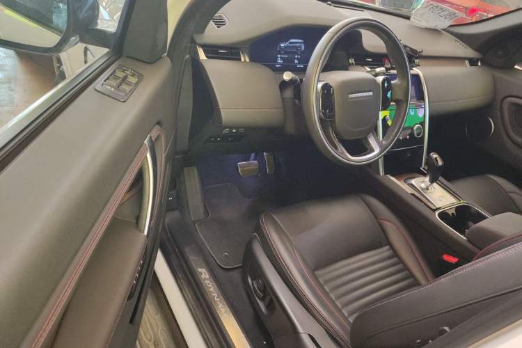 Used Land Rover Discovery Sport New Energy 2021 P300e Performance Tech Edition