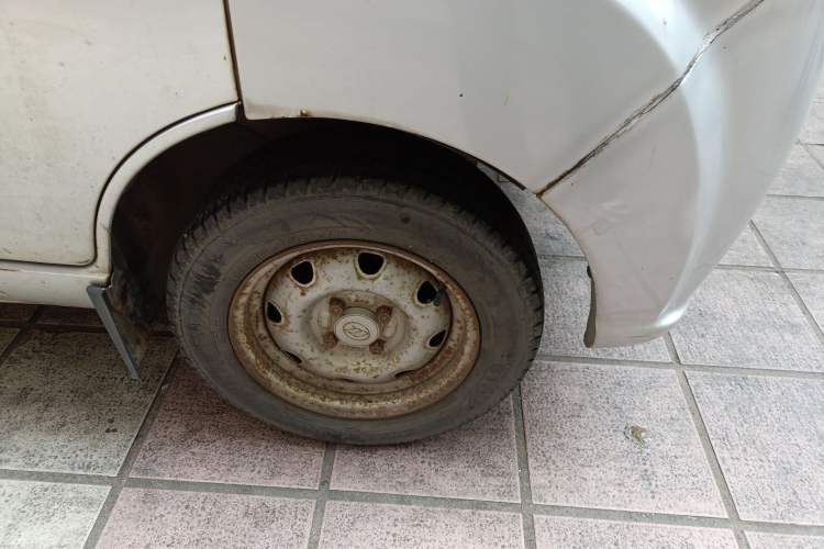 Used Lifan Auto Fengshun 2011 1.0L Comfort Version LF465Q5