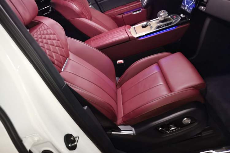 Used Hongqi E-HS9 2022 660 km Range Flagway Edition Six Seats