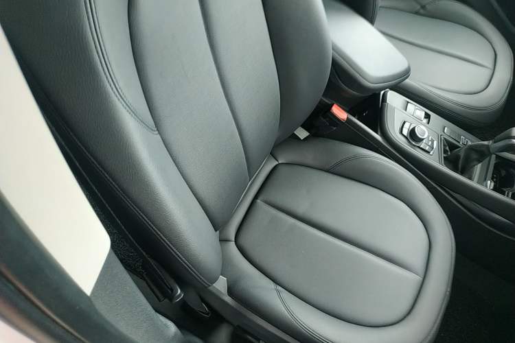 Used BMW X1 2018 sDrive20Li Leading Model