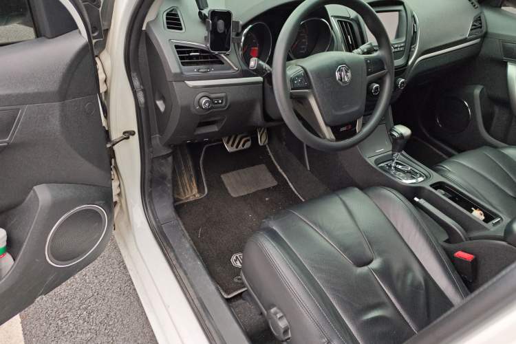 Used MG 5 2014 1.5T Automatic Luxury Model