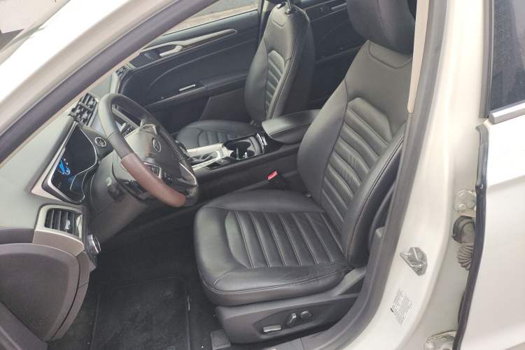 Used Ford Mondeo 2013 2.0L GTDi 200 Fashion Edition