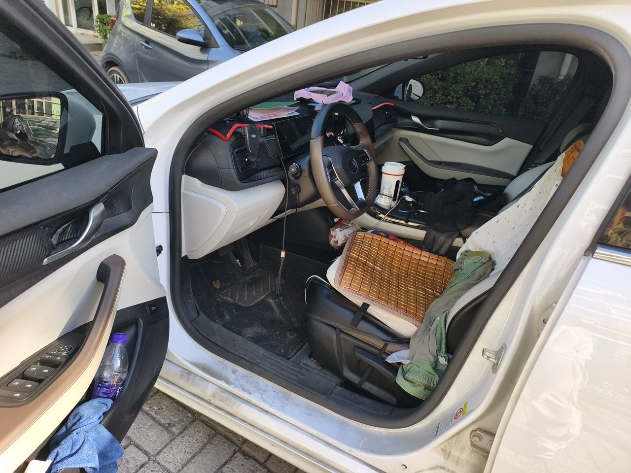 BYD Qin PLUS 2024 HONOR Edition DM-i 55KM Leading Model — снимка 16