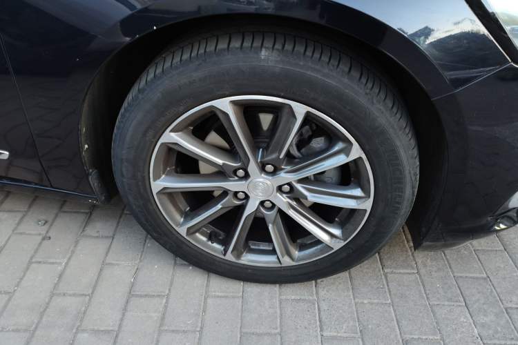 Used Buick LaCrosse 2021 652T Luxury Model Exterior 4