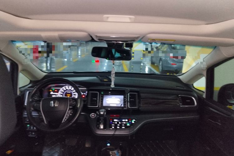 Used Honda Elysion 2016 2.4L Supreme Edition
