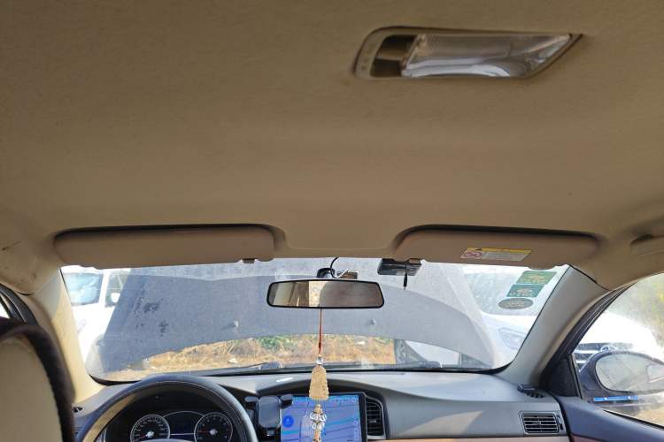 Used Lifan Auto 620 2010 Platinum Edition 1.5L Manual Premium Model