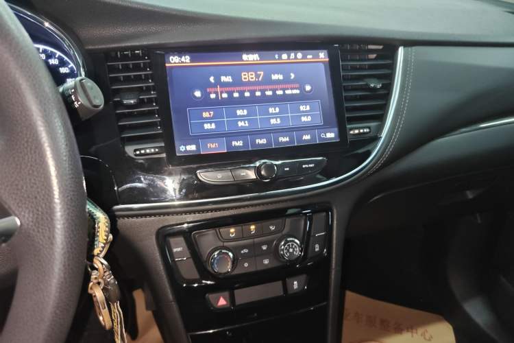 Used Buick Encore 2017 18T Automatic Two-Wheel Drive Urban Leading Model