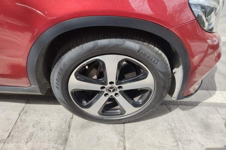 Used Mercedes-Benz GLC Coupe 2019 GLC 200 4MATIC Coupe SUV Right Front Wheel Hub