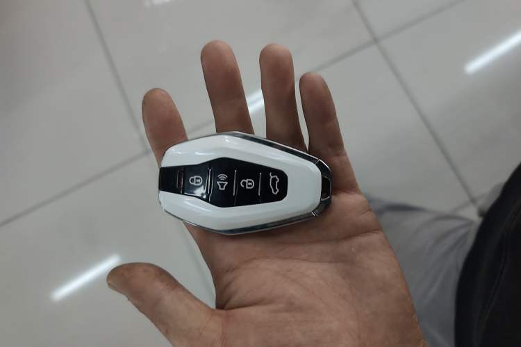 Used JETOUR X70 2024 1.5T DCT Glory PRO 5-Seater
