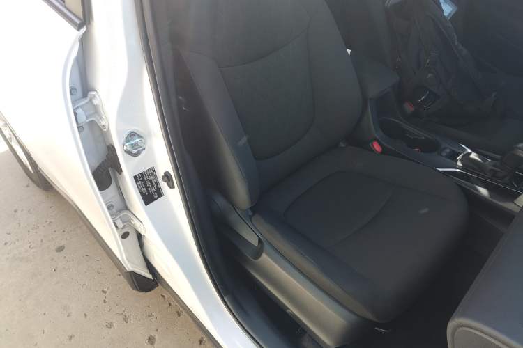 Used Toyota Corolla Cross 2023 2.0L Elite Edition Right Front Seat
