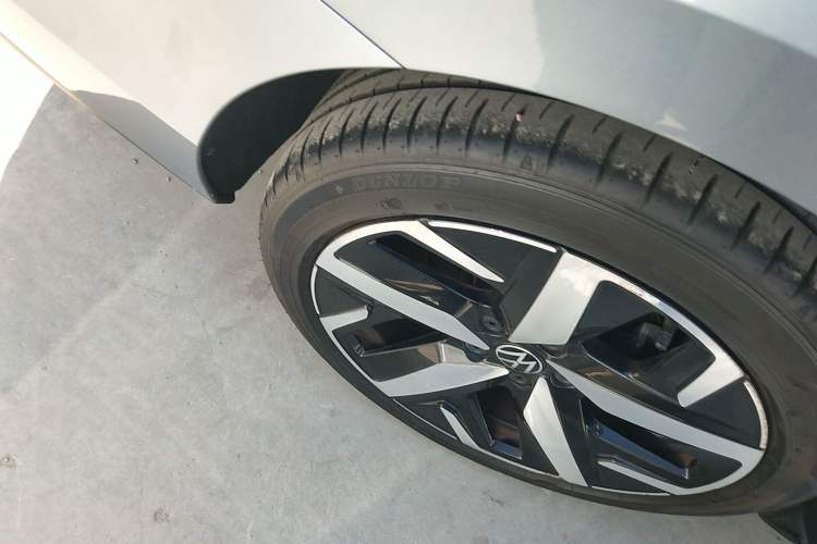 Used Volkswagen Lamando 2022 Lavida L 280TSI DSG Cool & Spicy Edition