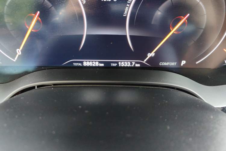 Used BMW 6 Series GT 2018 630i M Sport Package Odometer Close Up