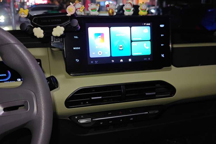 Used Geely Galaxy Panda 2023 Panda Mini 200km Endurance Bear
