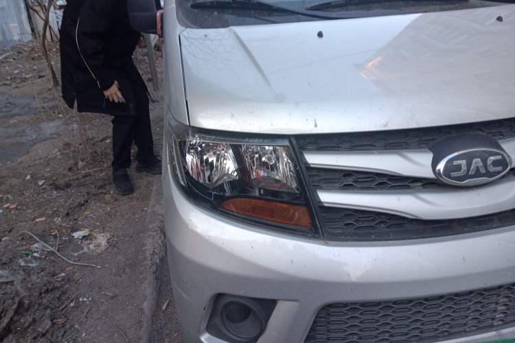 Used JAC Refine M3 2023 PLUS 1.5T 5/7-seat Classic Edition Right Front Headlight