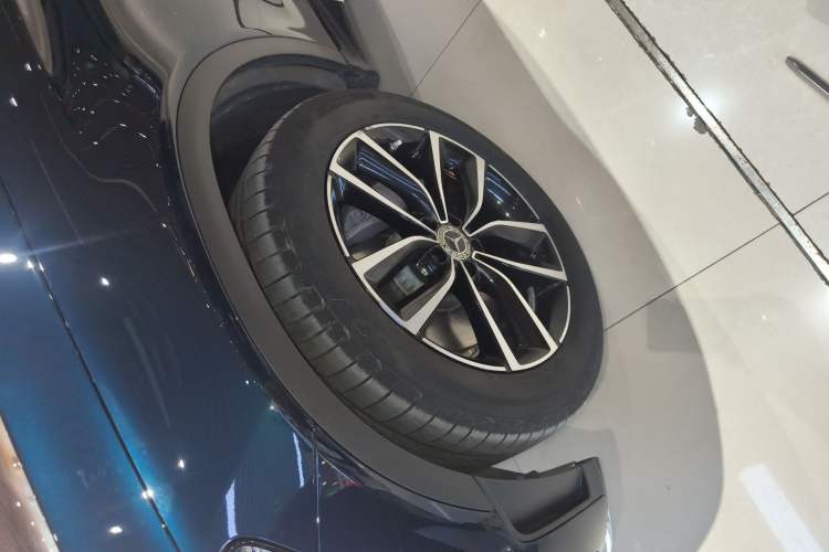 Used Mercedes-Benz GLC 2021 GLC 300 L 4MATIC Dynamic Model
