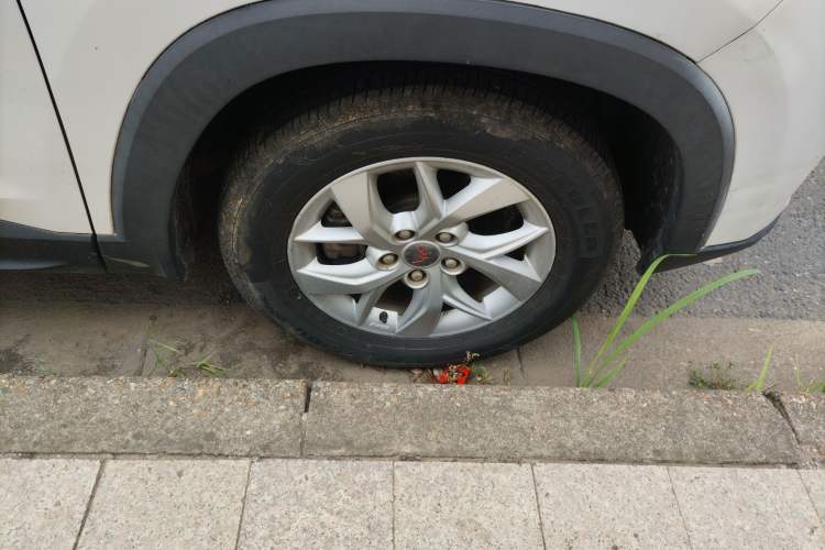 Used Wuling Hongguang S3 2019 1.5L Manual Comfort Model China VI Standard