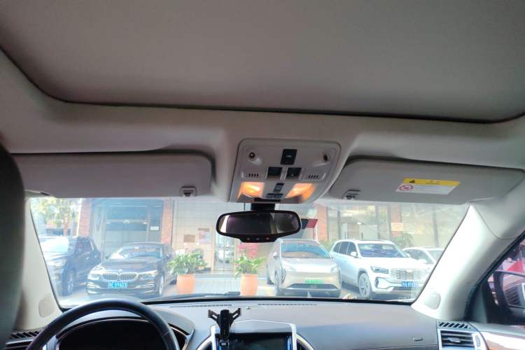 Used Cadillac SRX 2014 3.0L Elite Model
