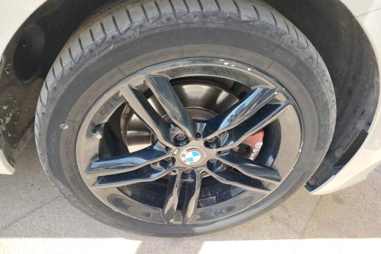 Used BMW 1 Series 2019 118i M Sport Package Right Front Wheel Hub
