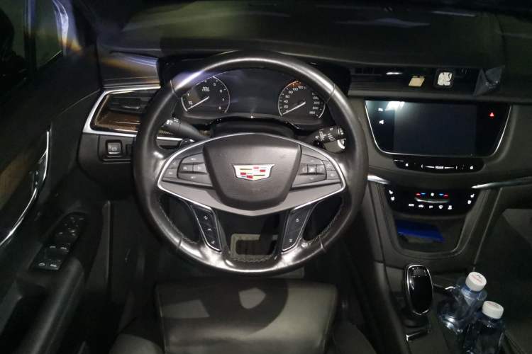 Used Cadillac XT5 2016 28T Four-Wheel-Drive Leading Model Steering Wheel