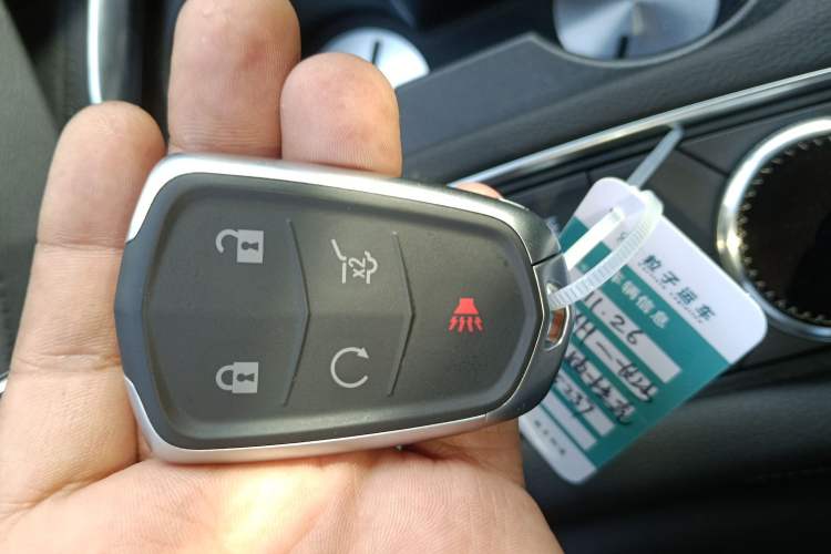 Used Cadillac XT6 2022 2.0T Six-Seater Four-Wheel Drive Luxury Version
