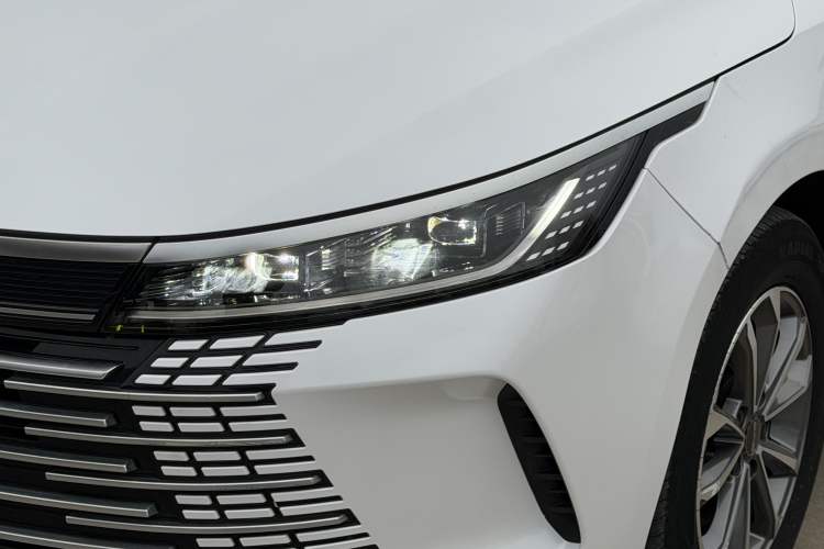 Used BYD Destroyer 05 2024 HONOR Edition DM-i 55KM Luxury Model