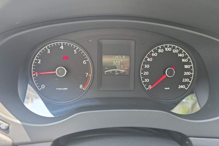 Used Volkswagen Sagitar 2012 1.6L Automatic Comfort Edition
