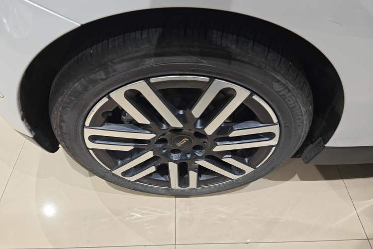 Used MINI Electric MINI COOPER 2025 456km COOPER E Classic Style
