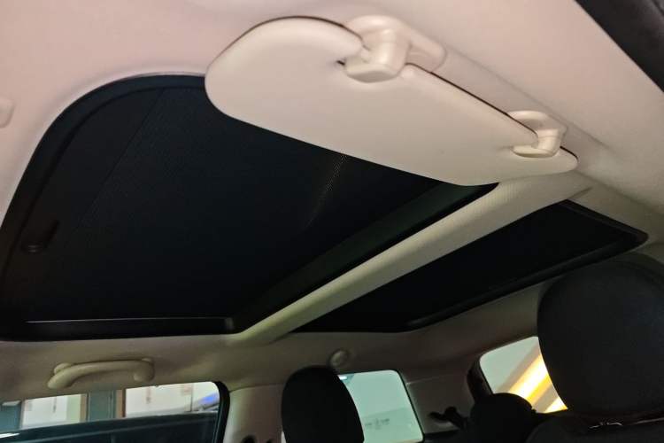 Used MINI MINI 2018 1.5T COOPER Classic Edition